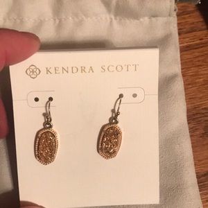 Kendra Scott dusty earrings